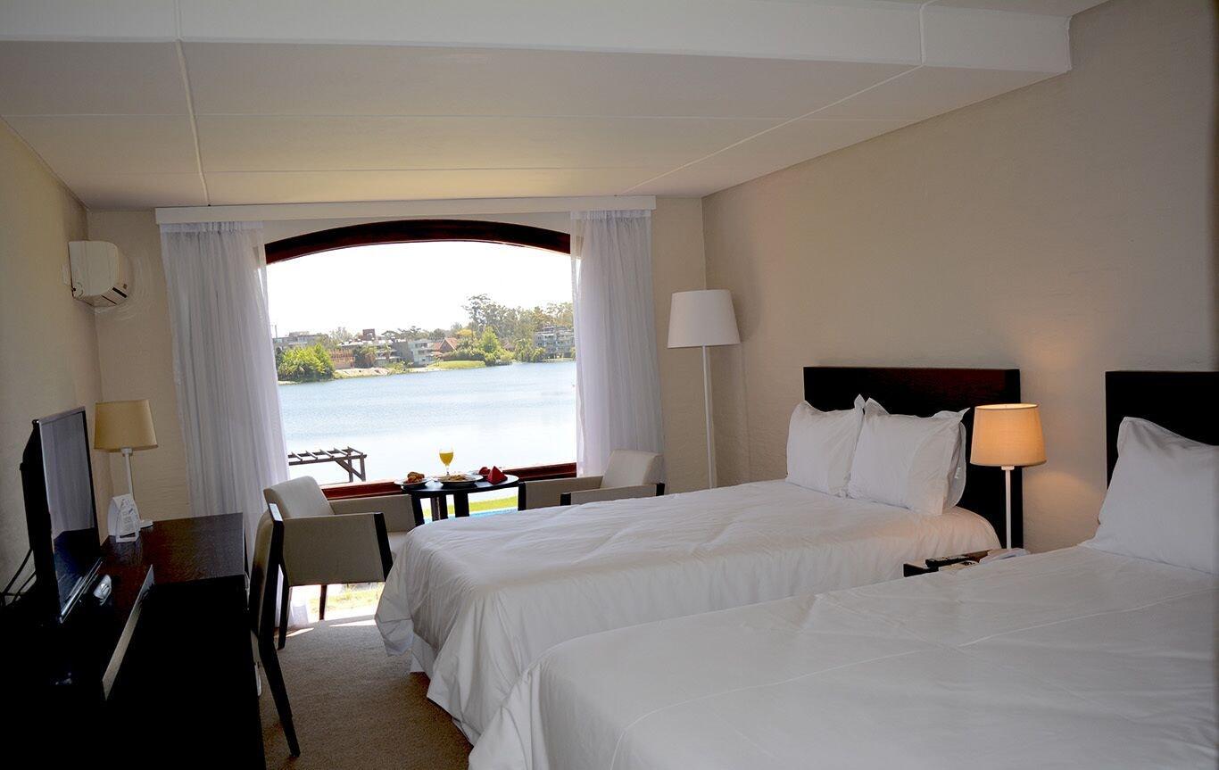 Wyndham Garden Montevideo Carrasco Hotel Ciudad de la Costa Bagian luar foto