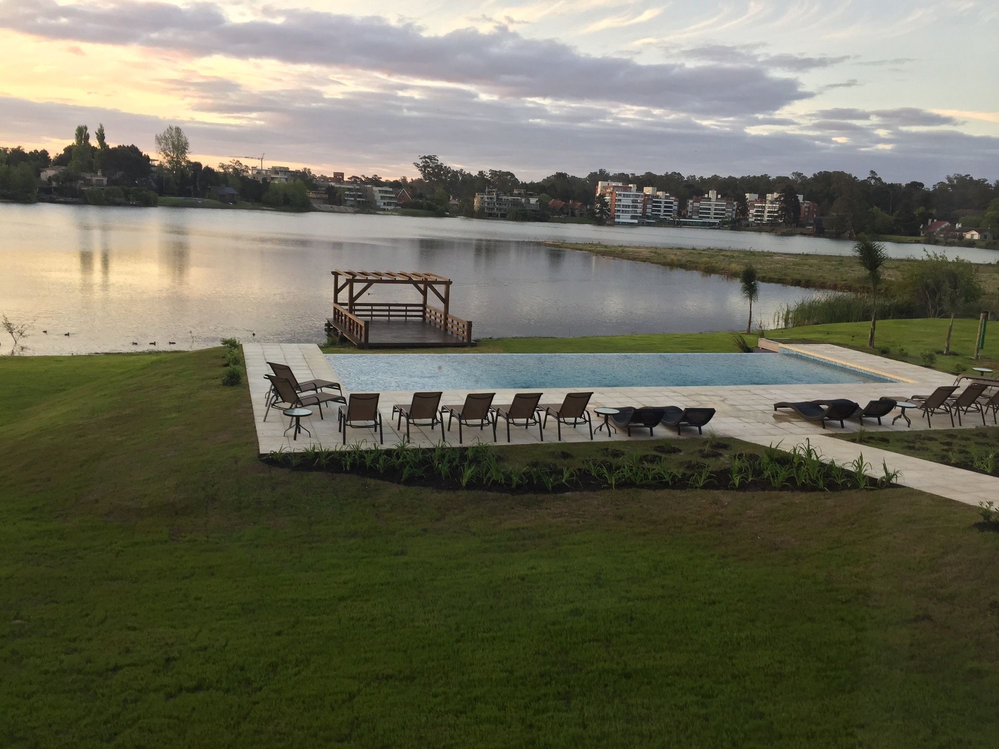 Wyndham Garden Montevideo Carrasco Hotel Ciudad de la Costa Bagian luar foto
